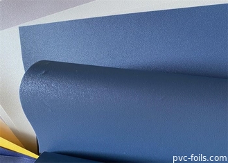 De in reliëf gemaakte Decoratieve pvc-Donkerblauwe Enige Kleur van de Membraanfilm voor Deuren