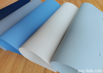 Blauwe supermatte vaste kleur zelfklevende pvc-film voor doe-het-zelf huisversiering