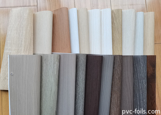 Rustieke eikenhoutgraan PVC-verpakkingsfolie voor vernieuwing van meubelpanelen