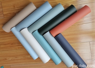 Solid color soft touch PVC decoratieve film voor vacuümpers en membraandeuren
