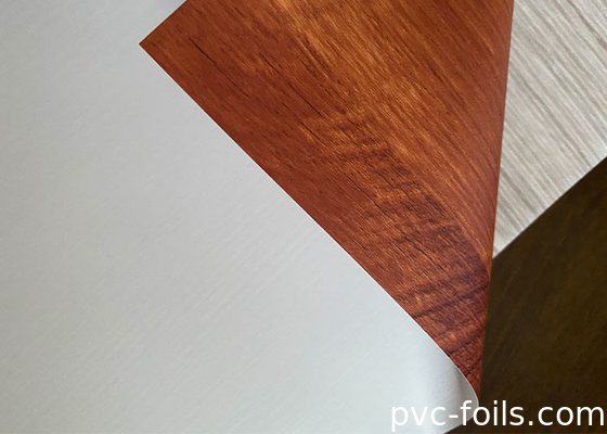 Semi-stijve PVC-lamineerfolie voor de decoratie van de oppervlakte van de kunststofpanelen van de vensterbank