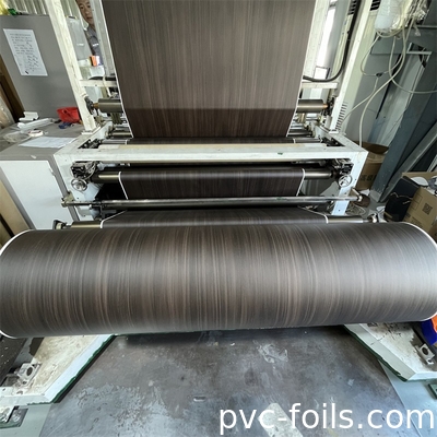 Zelfklevende zwarte houten PVC decoratieve film voor de renovatie van meubels